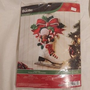 Bucilla Holiday Skate Felt Gingerbread Christmas Wall Hang Kit Discontinued NEW